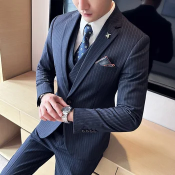 Мъжки костюм в една пуговице S-7XL (костюм + жилетка + панталони) Модерен бизнес красиви корейски оборудвана костюм на райе от 3/2 теми