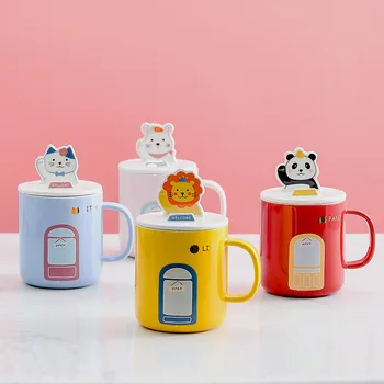 Креативна керамична етикет магазин сладко животните с капака, държач за мобилен телефон, чаша за двойки, чаша за вода, чаша за мляко на закуска