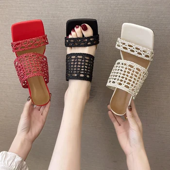 Пикантни кухи тъкани чехли на висок ток-висок ток; Елегантни дамски сандали с квадратни пръсти; Модерни червени чехли; дамски обувки на висок ток