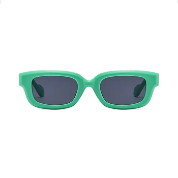 Vintage слънчеви очила в квадратна рамка с малка рамки, слънчеви очила в гъста зелена рамки, рамкиране на лицето, за ежедневно носене на открито
